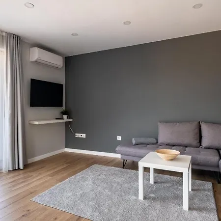 Thehouse - Kamenitza * ヴェリングラード