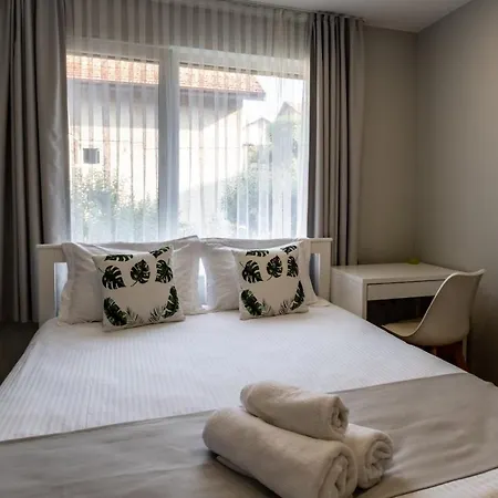 Thehouse - Kamenitza Apartman